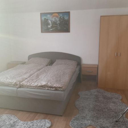 Homestay Renata Nova Lesna Exterior photo