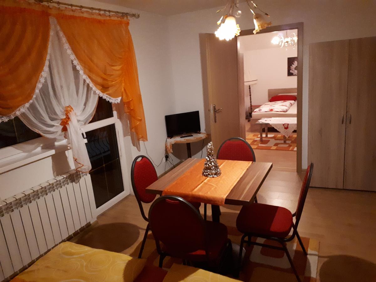 Homestay Renata Nova Lesna Exterior photo
